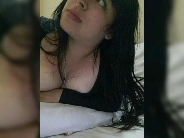 Fotografii laurenlovella in secret in my house 15 tk max level #chat #lovense #latina #colombia# pregnant