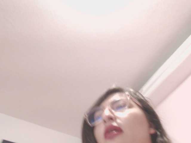 Capturi de ecran de difuzare laurensweety