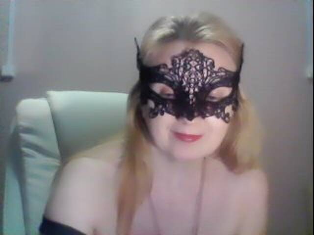 Capturi de ecran de difuzare leeloofire