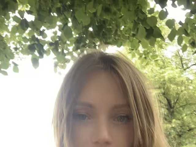 Fotografie a profilului LeenaLee