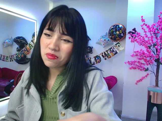 Capturi de ecran de difuzare leia-queens