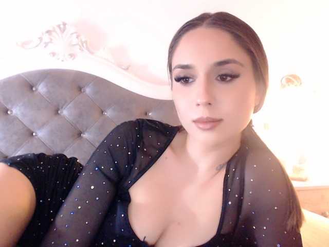 Capturi de ecran de difuzare Leila34