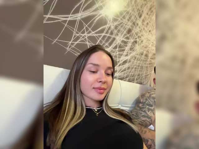 Capturi de ecran de difuzare LekfullKitten