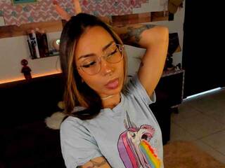 Chat video erotic _Blo0mypie_