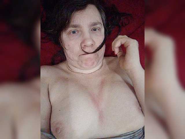 Capturi de ecran de difuzare Leonora40