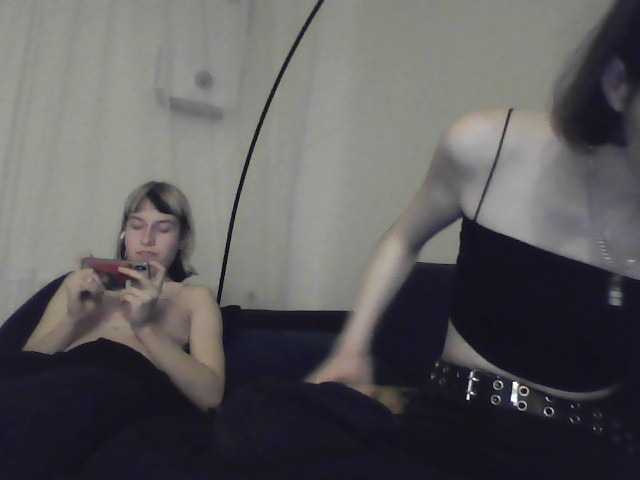 Capturi de ecran de difuzare lesbian-love