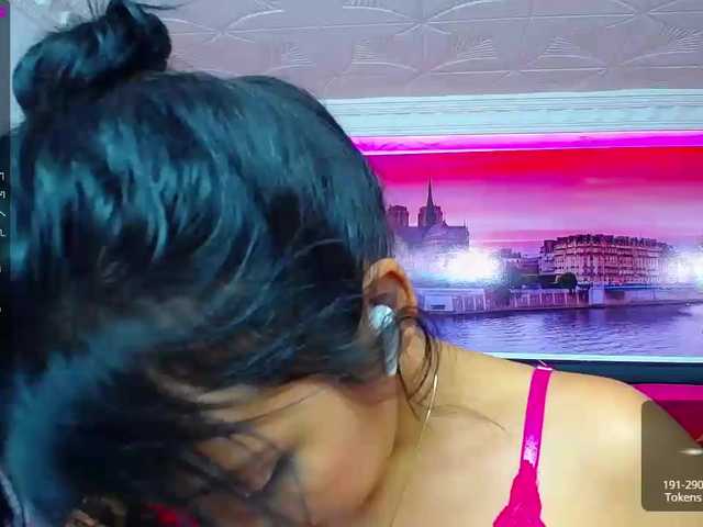 Capturi de ecran de difuzare LeslieYour