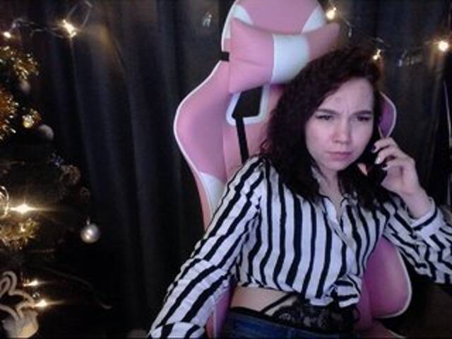 Capturi de ecran de difuzare LessiFox