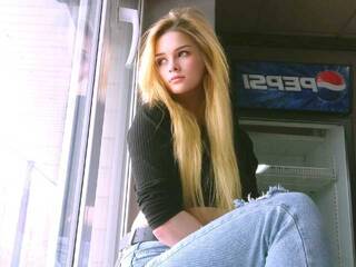 Chat video erotic LetsRight