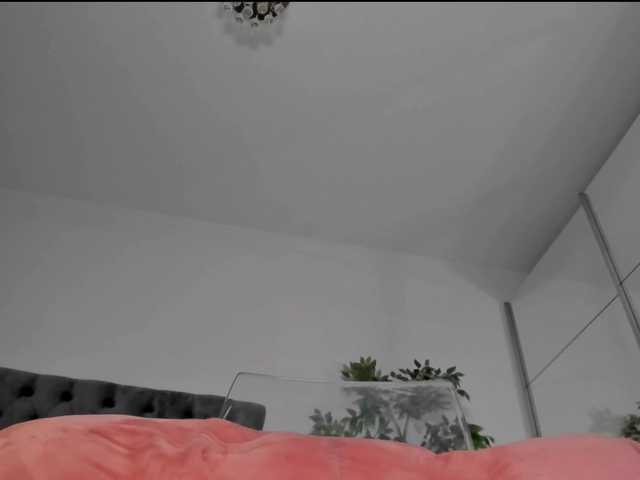 Capturi de ecran de difuzare Lexxxxy