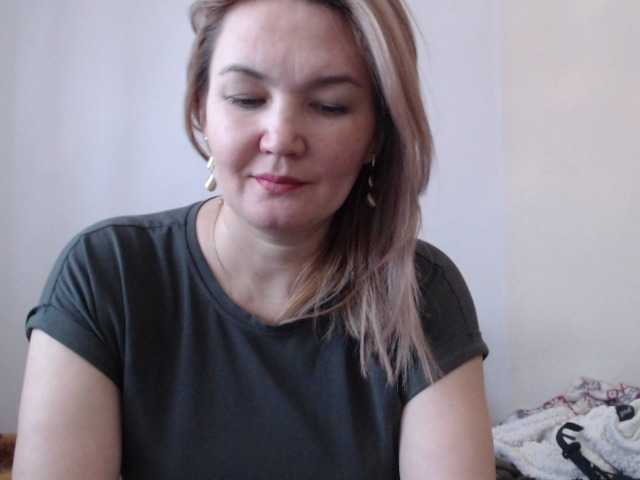 Capturi de ecran de difuzare Leyla-Smile17