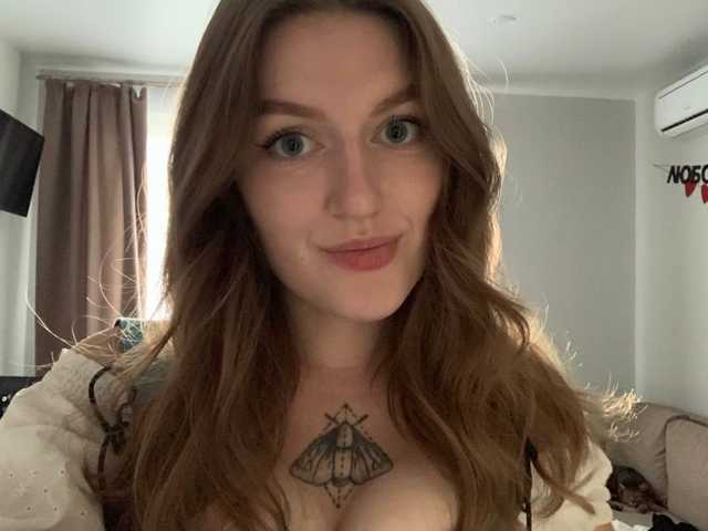 Fotografie a profilului Lianna