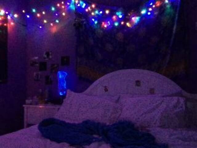 Capturi de ecran de difuzare lilgothbloo