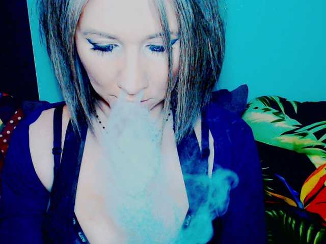 Capturi de ecran de difuzare Lilly666