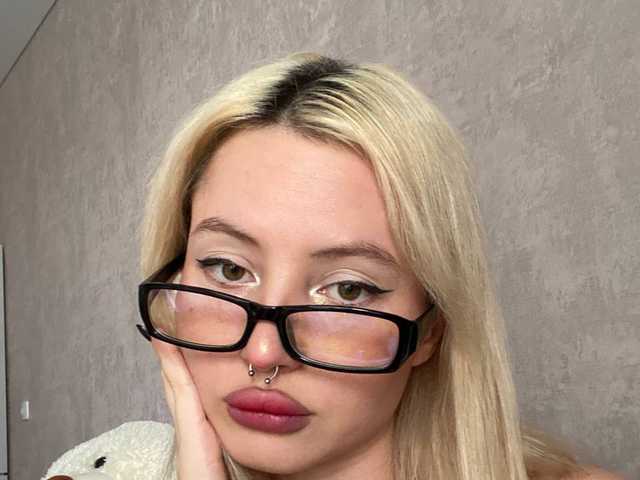 Fotografie a profilului LillyEll