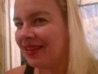 Chat video erotic liloukiss