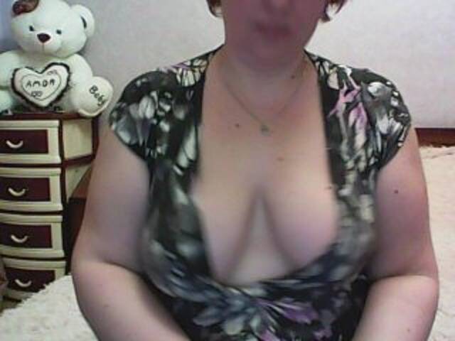 Capturi de ecran de difuzare LinaMi667