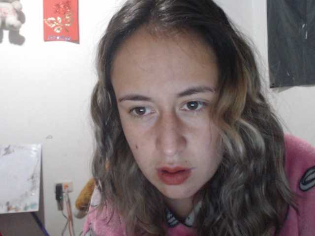 Capturi de ecran de difuzare lindayec