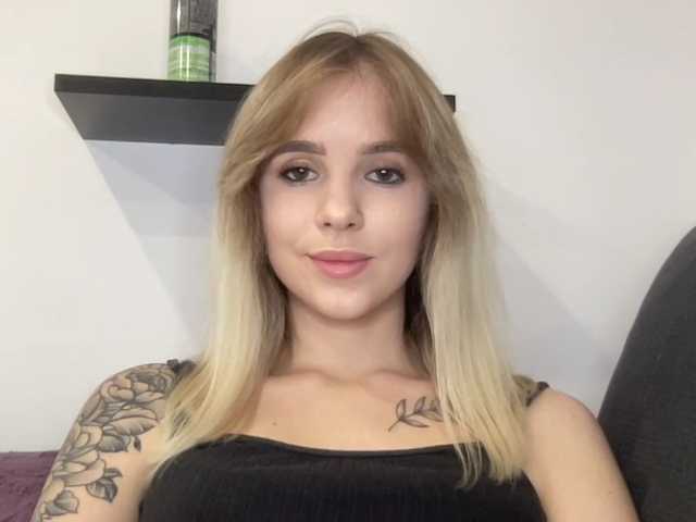 Capturi de ecran de difuzare LindseyPower