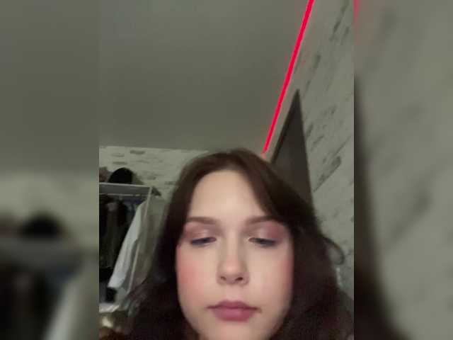 Capturi de ecran de difuzare LisaBitter