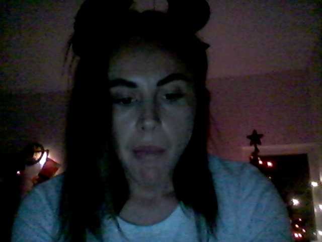 Capturi de ecran de difuzare lisamilash