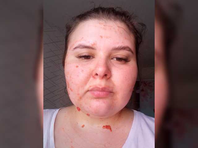 Capturi de ecran de difuzare LisaPotrekev
