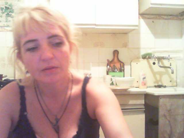 Capturi de ecran de difuzare LisaXSienna