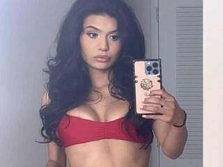 Chat video erotic Little-selena