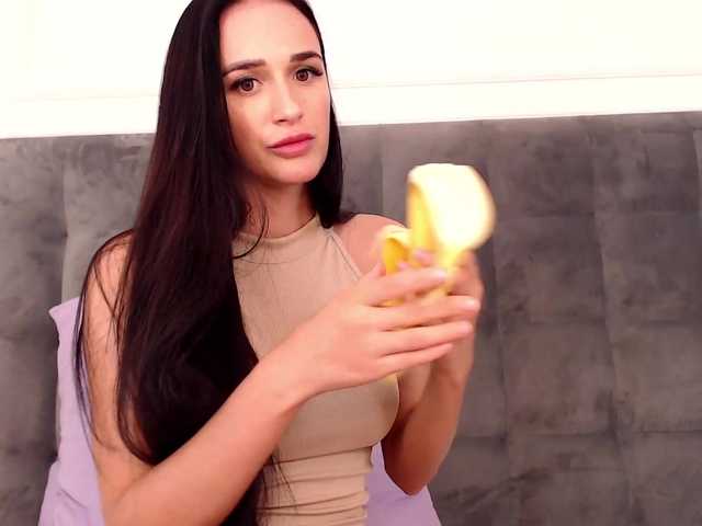 Capturi de ecran de difuzare LittleDesire