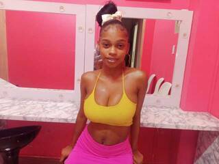 Chat video erotic littleebonymommy