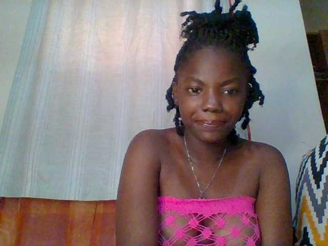 Capturi de ecran de difuzare Littlemissy