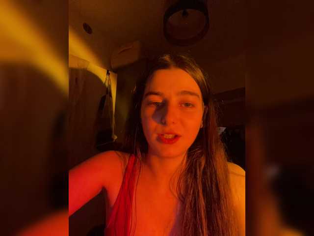 Capturi de ecran de difuzare Littlenaughty1