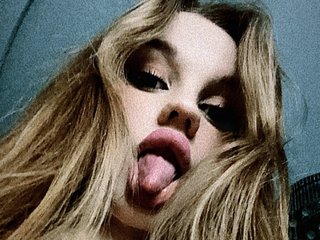 Chat video erotic littleprincess