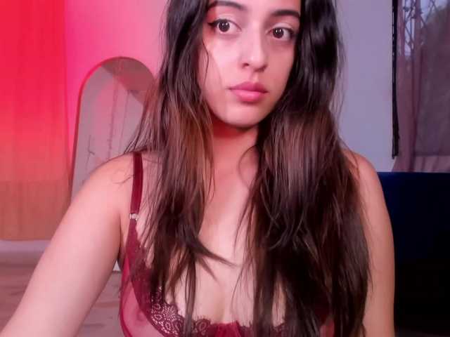 Capturi de ecran de difuzare LittleSoffi