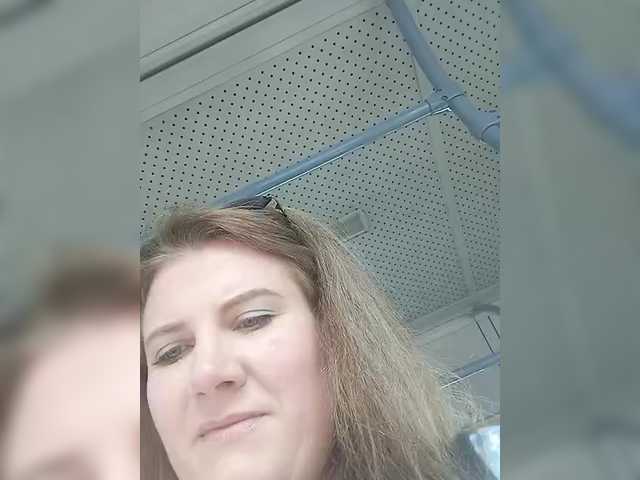 Capturi de ecran de difuzare LizaCakes