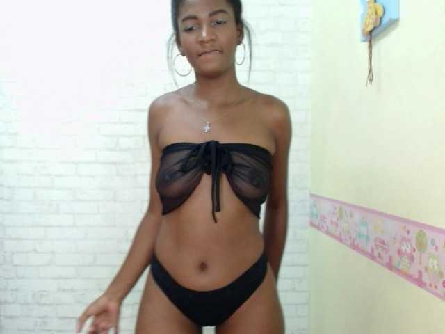 Capturi de ecran de difuzare Lizzie-Clark