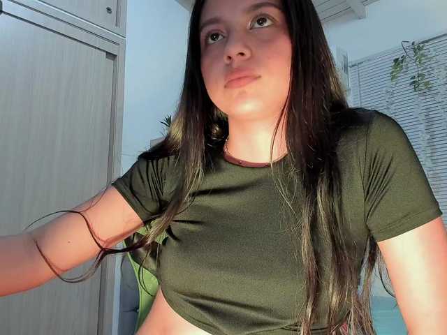 Fotografii LizzieGarcia18 oil in body, strong orgasms with domi