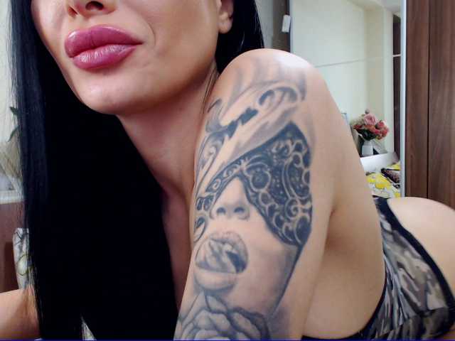 Capturi de ecran de difuzare LizzyAnne