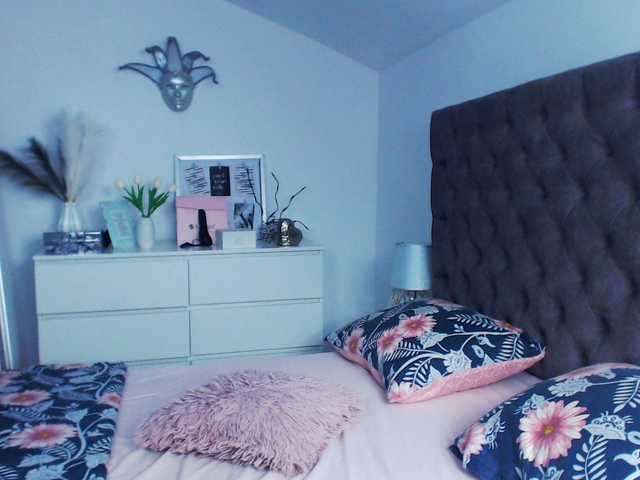 Capturi de ecran de difuzare LizzyAnne
