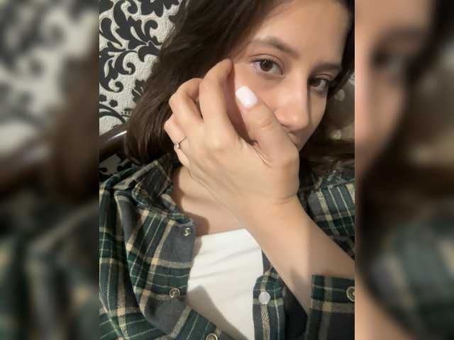 Capturi de ecran de difuzare Llevie