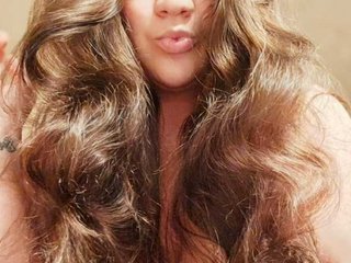 Chat video erotic LolaLace