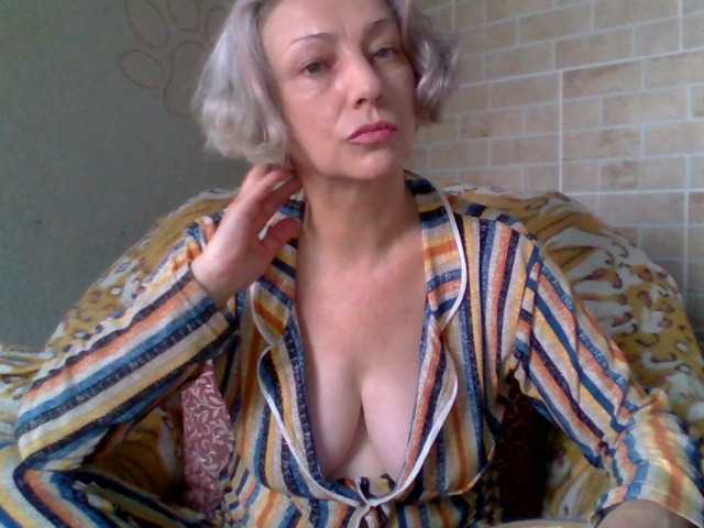 Capturi de ecran de difuzare Lorie-Carrie