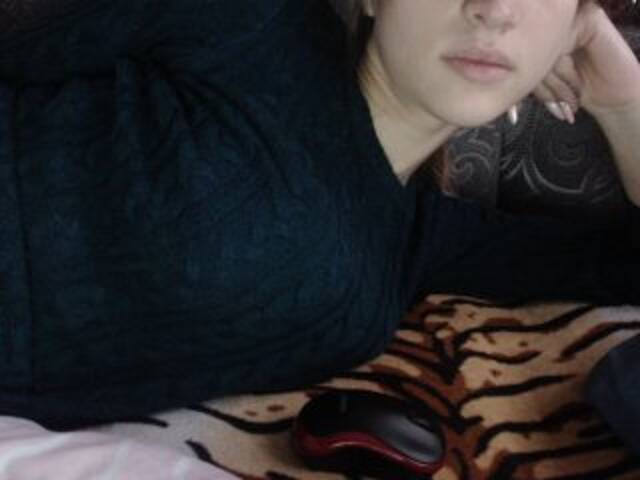 Capturi de ecran de difuzare LoriSweety