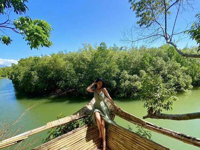 Fotografie a profilului sexyLea