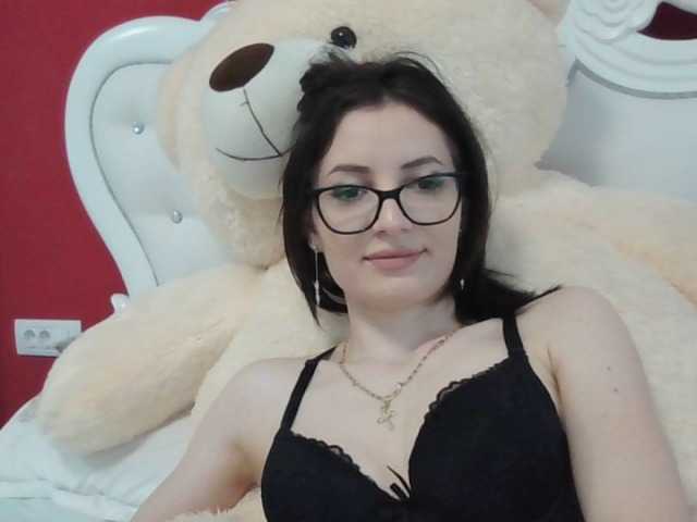 Capturi de ecran de difuzare Lorrah