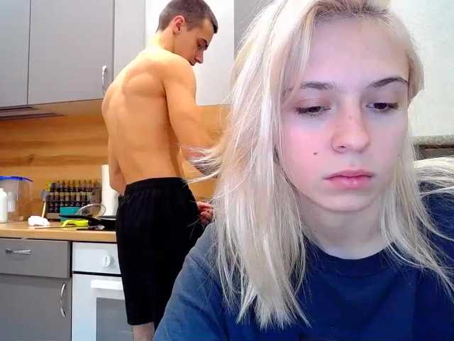 Capturi de ecran de difuzare LoveCouplea