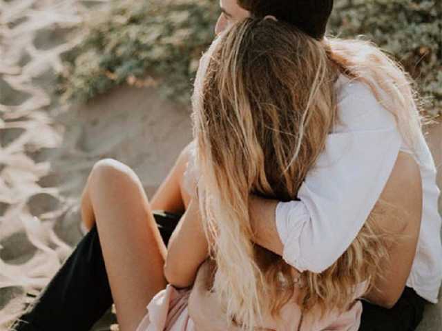 Fotografie a profilului Loveisg