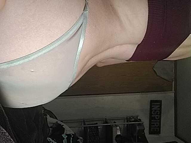 Capturi de ecran de difuzare LovelyLakin11
