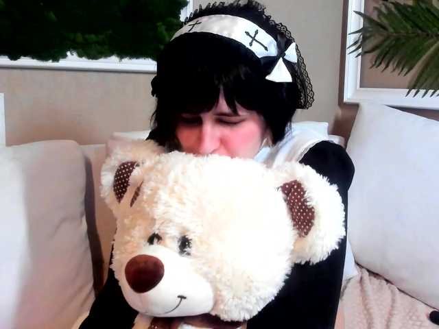 Capturi de ecran de difuzare LoveMeLuvMe