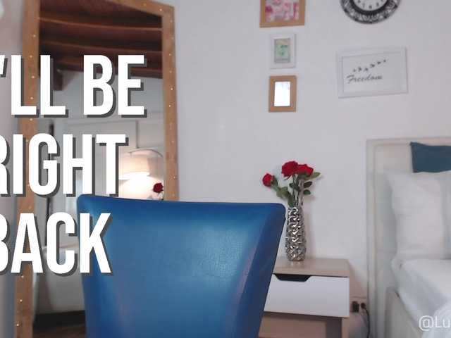 Fotografii luci-vega Hello Guys! I am very happy to be here again, help me have a great orgasm with your tips [500 tokens remaining GOAL: RIDE DILDO 488 ]